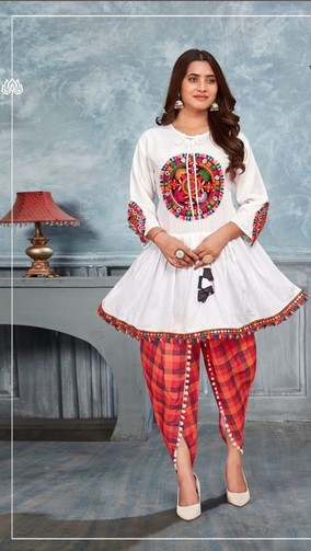 Heavy Embroiderd Kedia And Tulip Pants